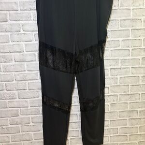 ROMWE Black Straight Legggings Pants with Lace Detail,
Size 4XL